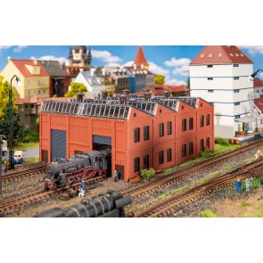 Faller 222096 - 1/160 LOCOMOTIEVEN WERKPLAATS 