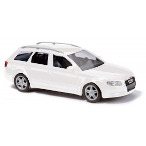 Busch 60226 - 1/87 BAUSATZ: AUDI A4 AVANT 2004